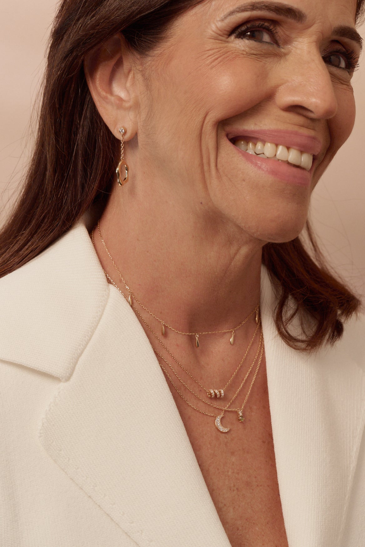 Collier Looby